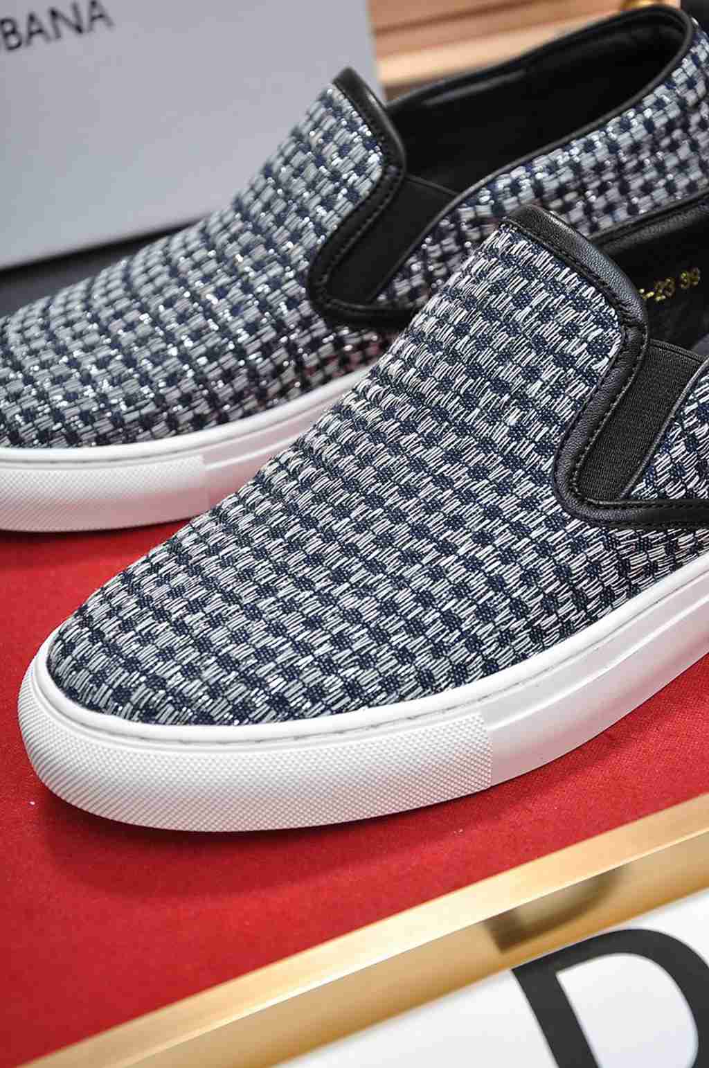 D*G sneaker